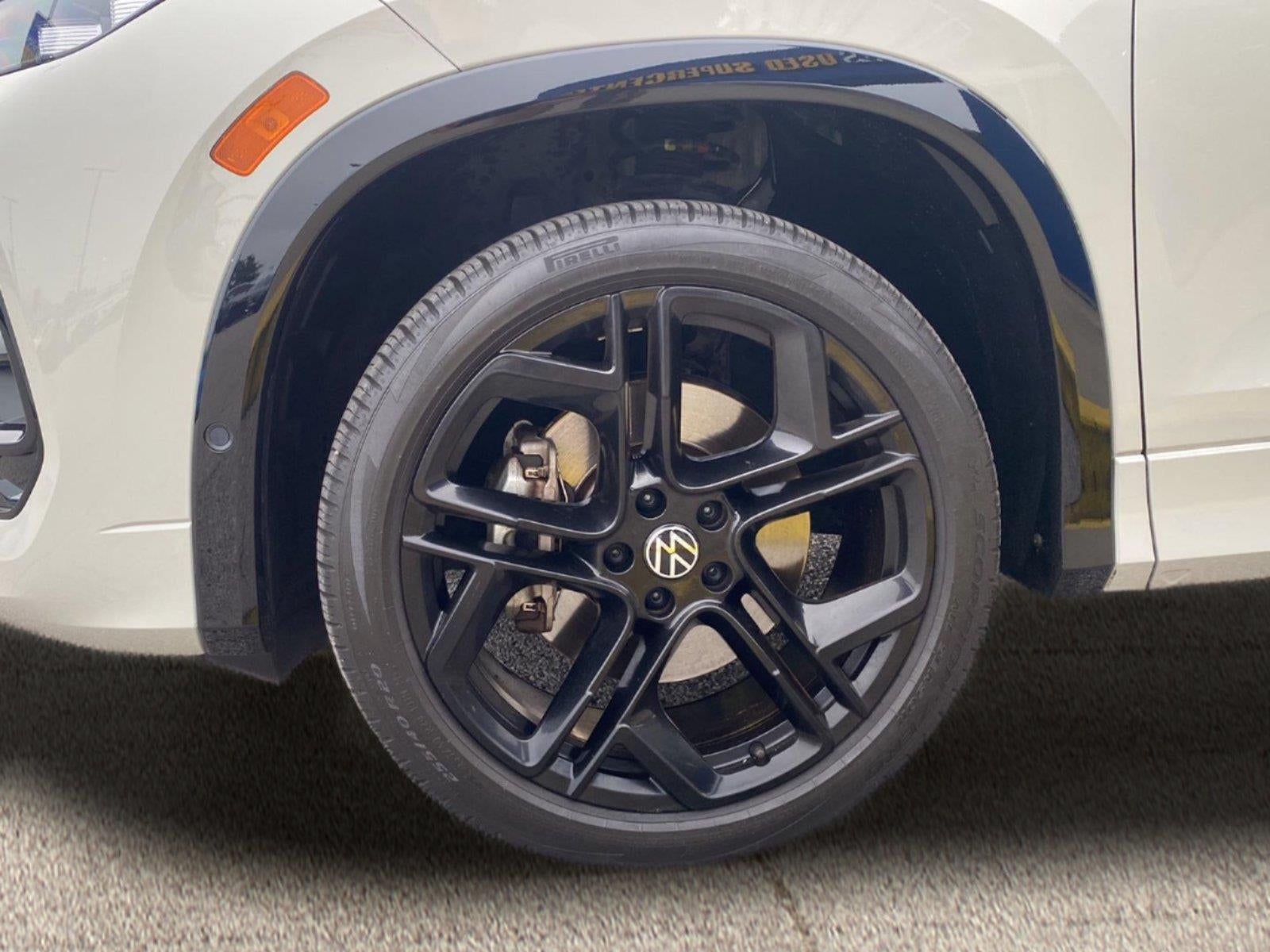 2025 Volkswagen Tiguan SE R-Line Black