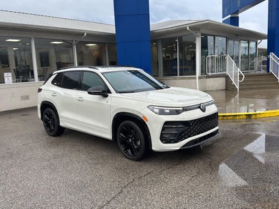 2025 Volkswagen Tiguan SE R-Line Black