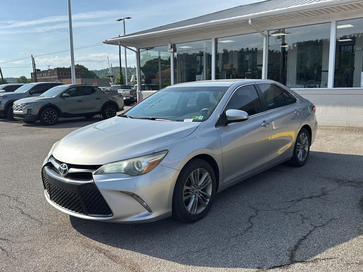 2016 Toyota Camry SE