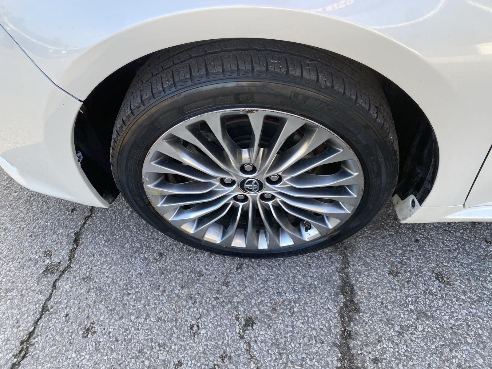 2016 Toyota Avalon Limited