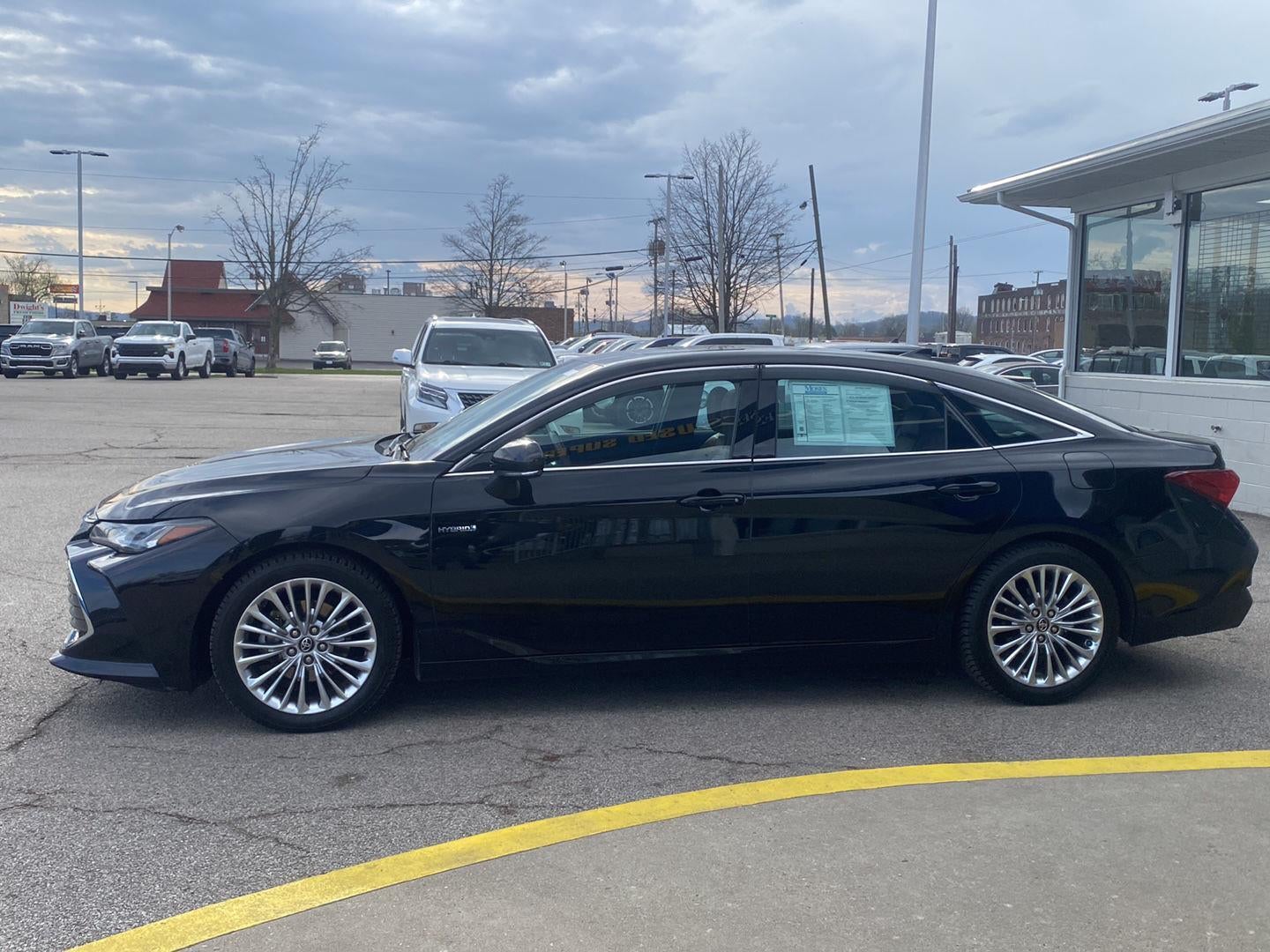 2020 Toyota Avalon Hybrid Limited