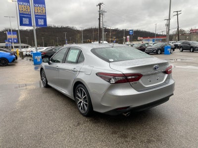 2024 Toyota Camry Hybrid XLE