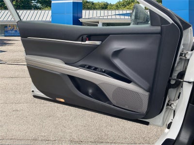 2020 Toyota Camry Hybrid XLE