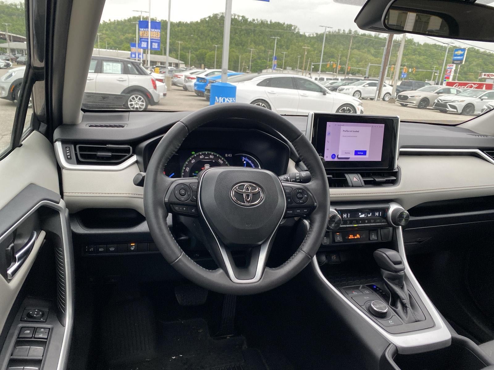 2023 Toyota RAV4 HYBRID SUV