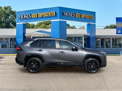 2022 Toyota RAV4 Hybrid SE
