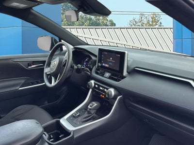 2025 Toyota Rav4 Hybrid SE