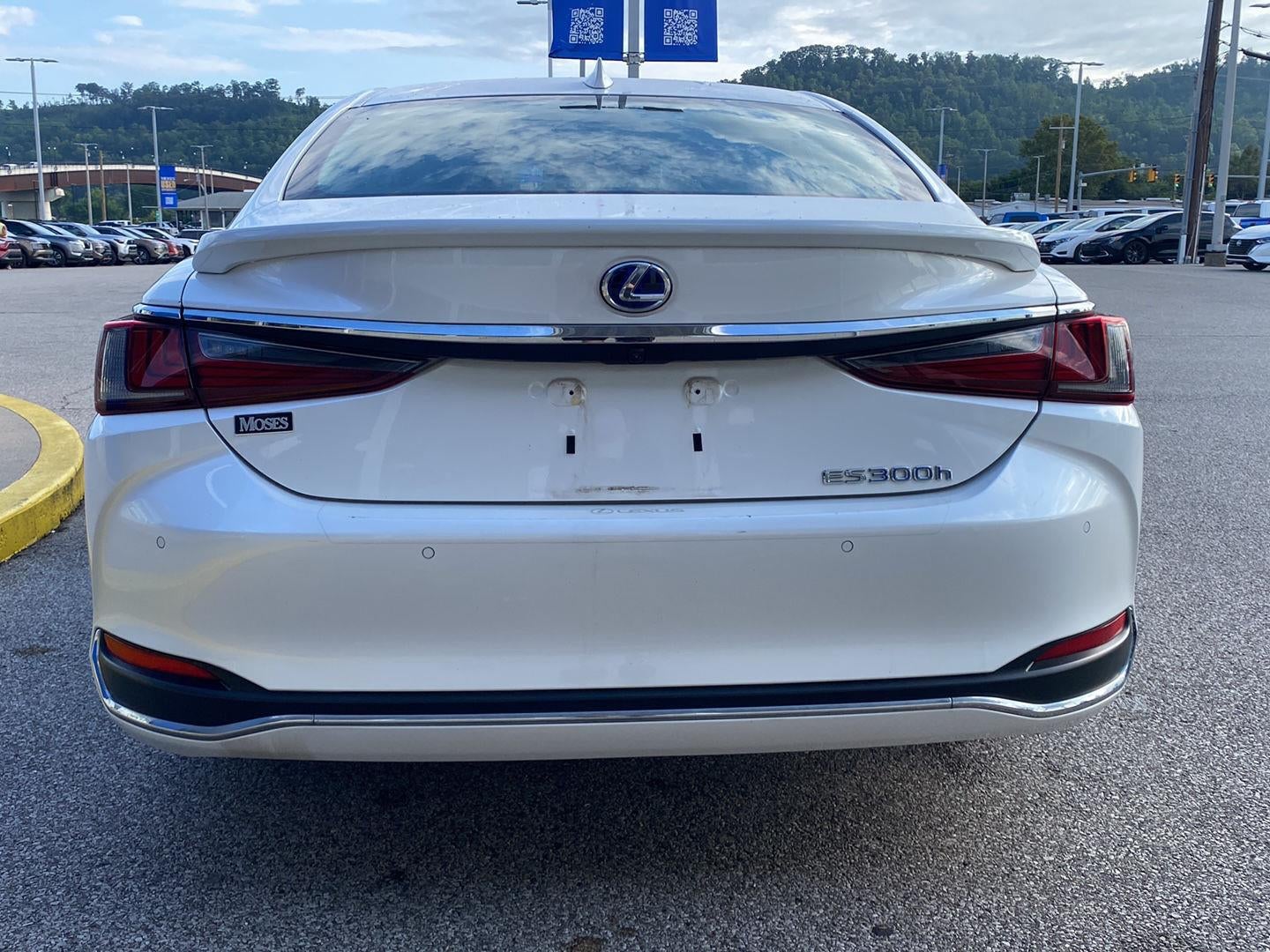 2021 Lexus ES ES 300h