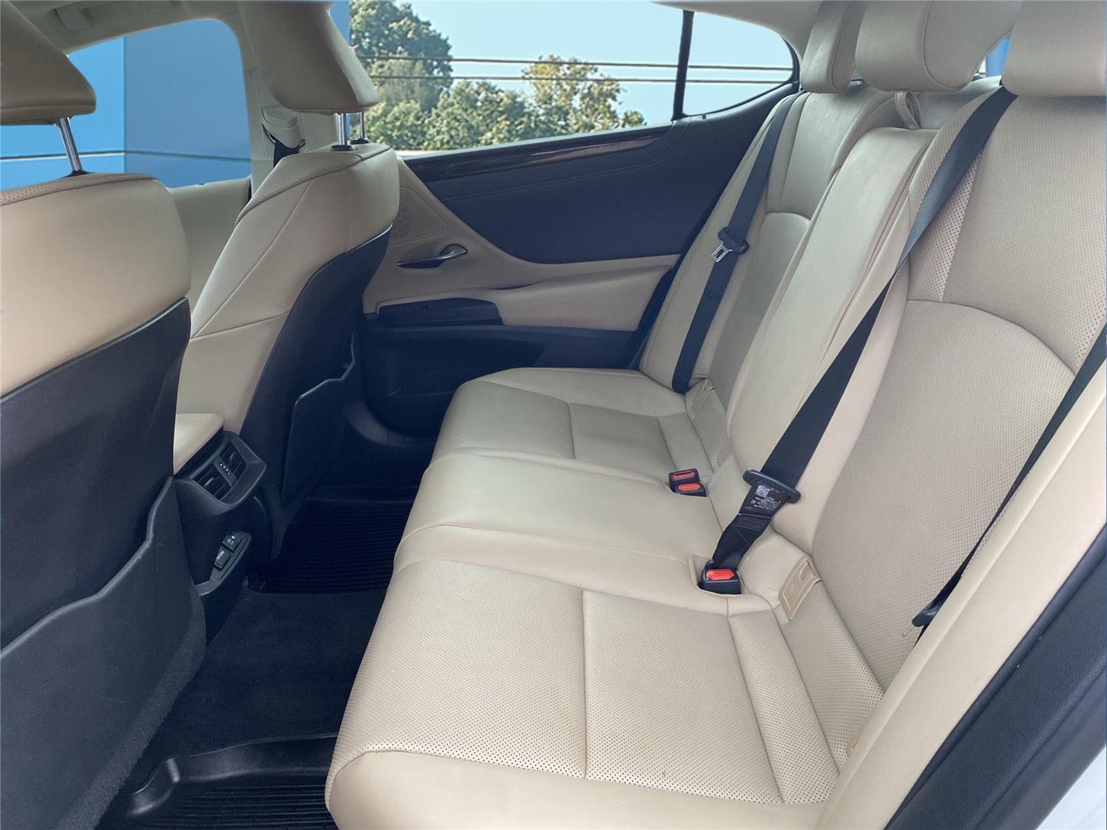 2021 Lexus ES ES 300h