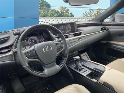 2021 Lexus ES ES 300h