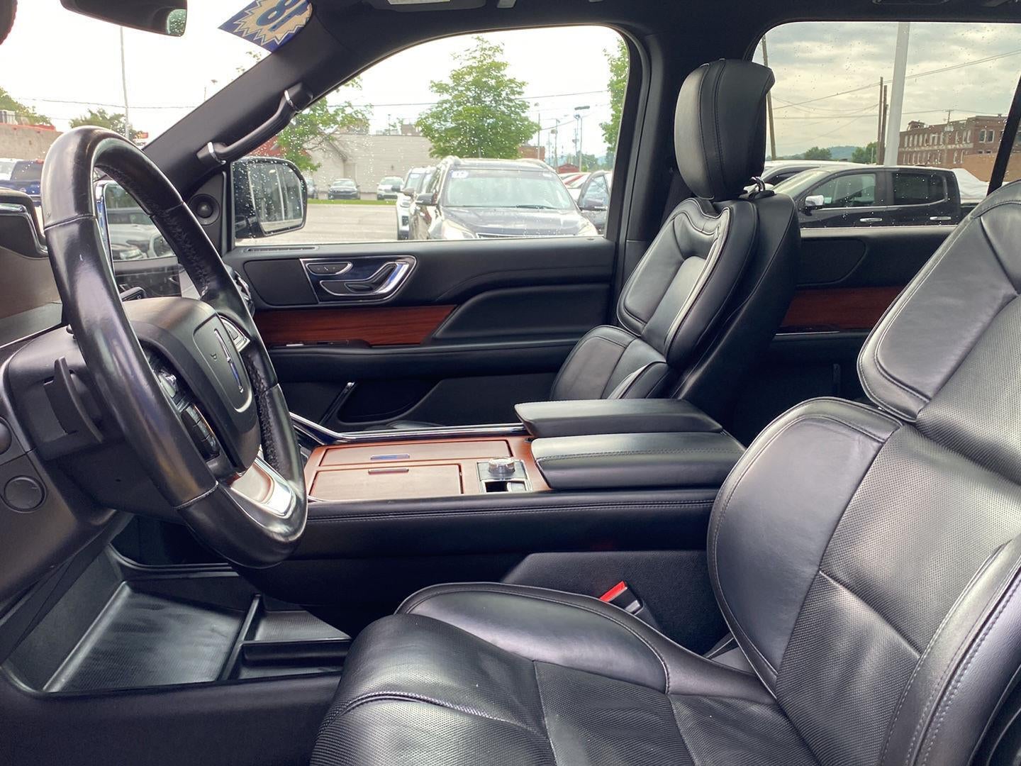 2018 Lincoln Navigator Select