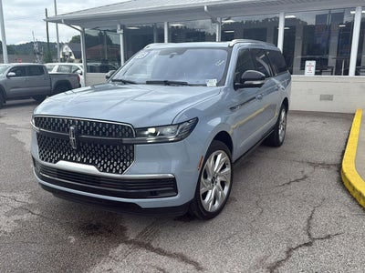 2025 Lincoln Navigator L Reserve