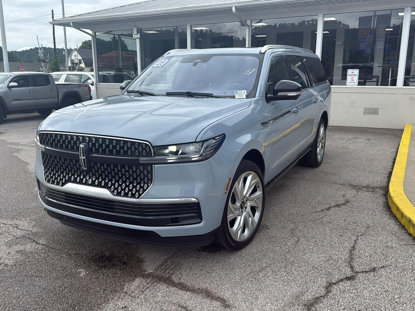 2025 Lincoln Navigator L Reserve