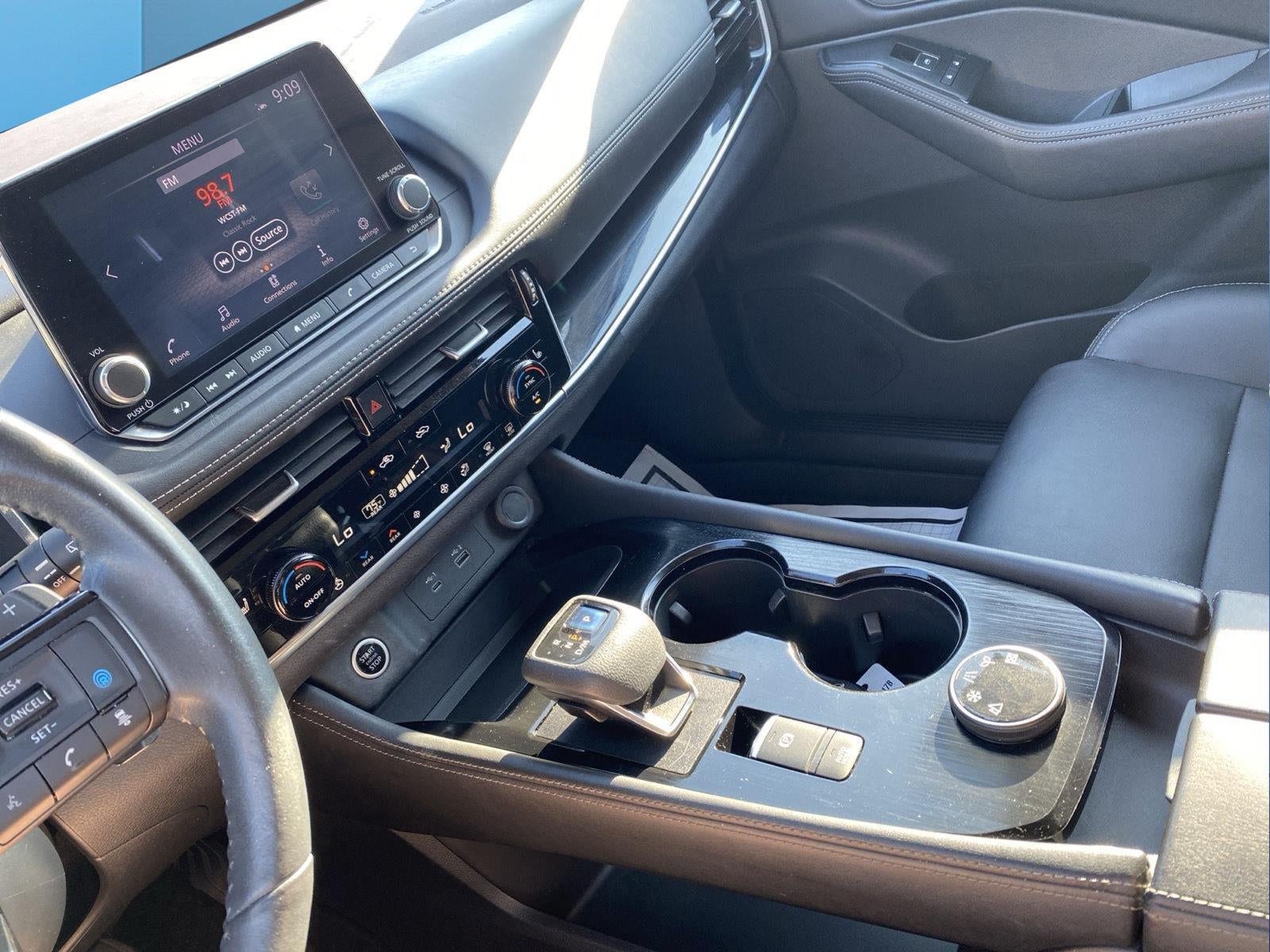 2022 Nissan Rogue SL