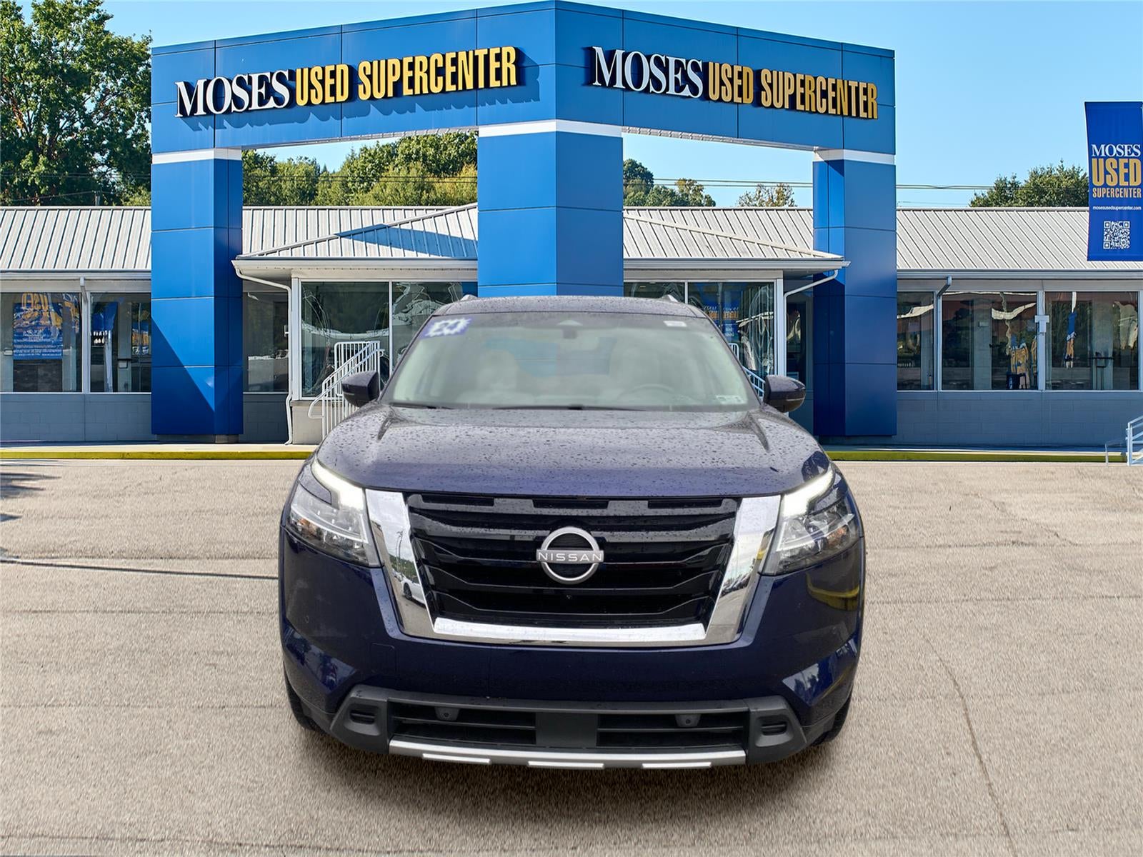 2024 Nissan Pathfinder SL
