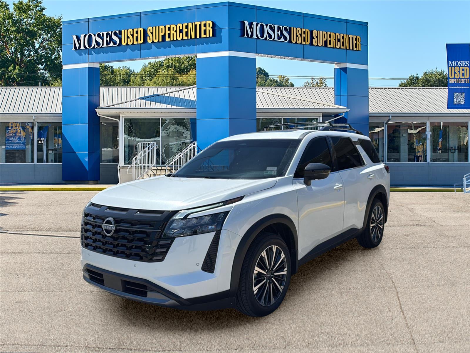 2026 Nissan Pathfinder SL 4WD's photo