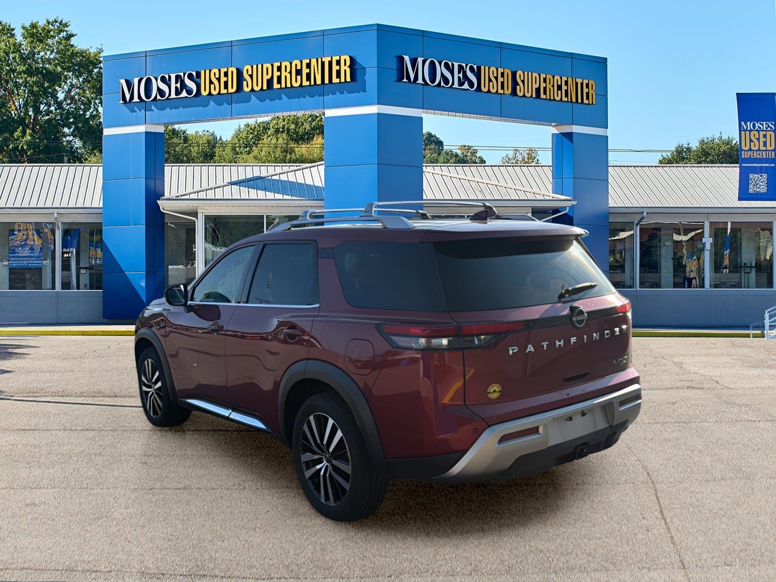 2023 Nissan Pathfinder Platinum