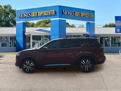 2023 Nissan Pathfinder Platinum