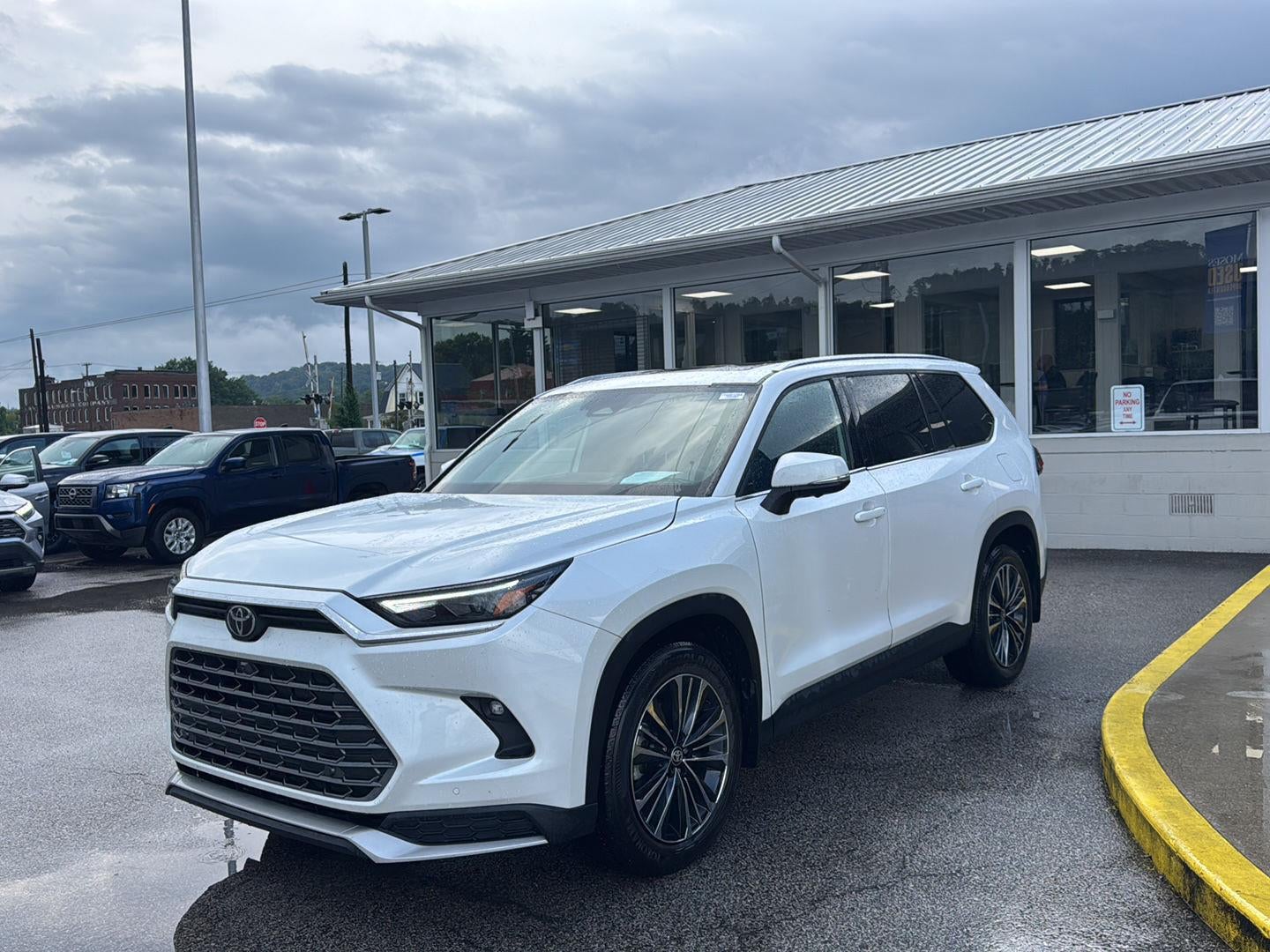 2024 Toyota Grand Highlander Hybrid MAX Platinum