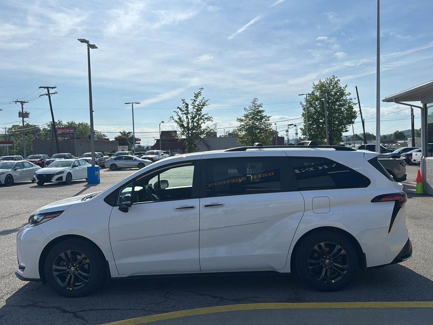 2025 Toyota Sienna XSE 7-Passenger