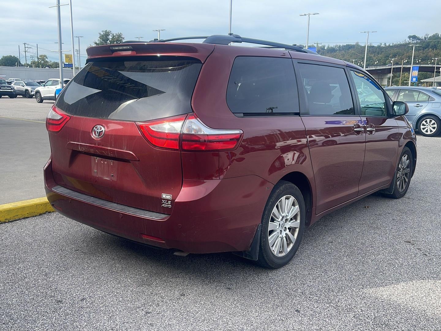 2015 Toyota Sienna XLE 7-Passenger