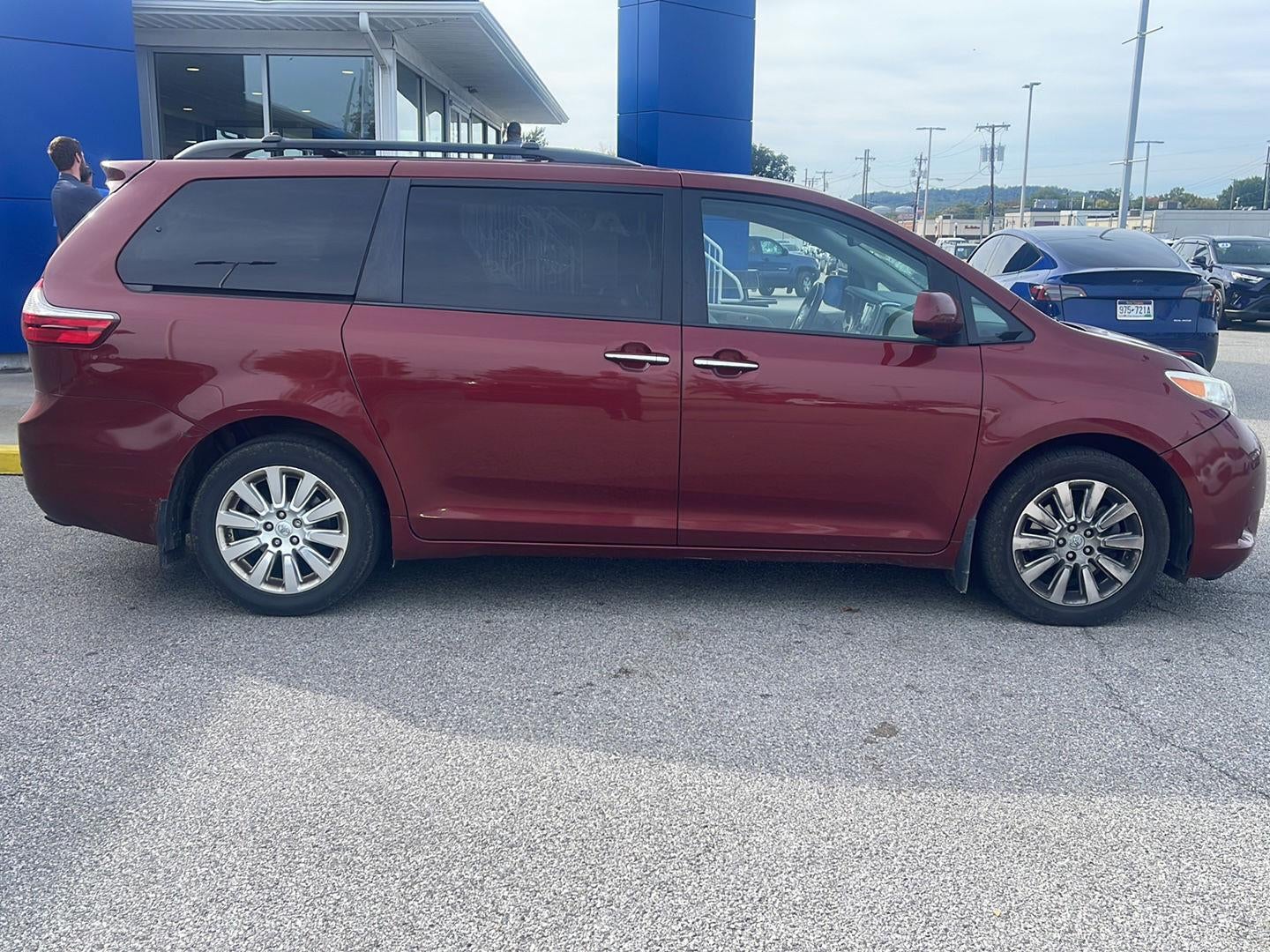 2015 Toyota Sienna XLE 7-Passenger