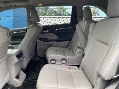 2016 Toyota Highlander Limited