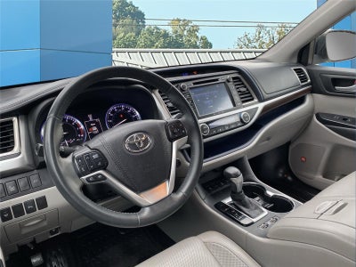 2016 Toyota Highlander Limited