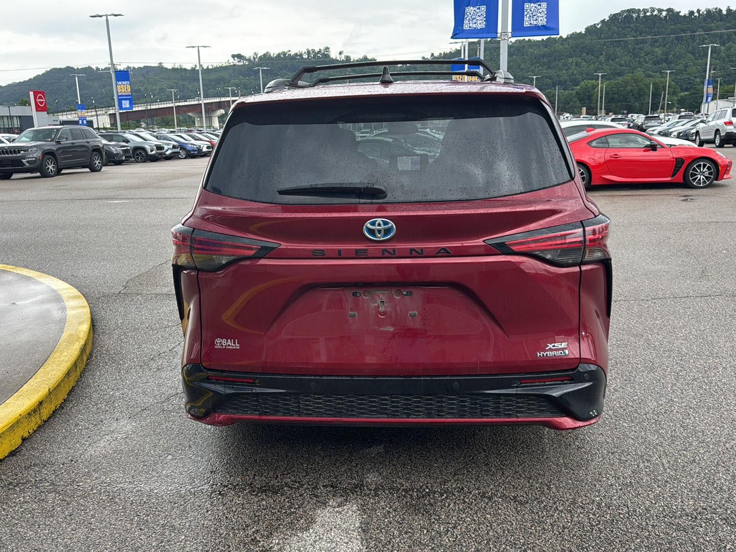 2021 Toyota Sienna XSE 7-Passenger