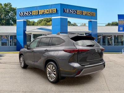 2025 Toyota Highlander Hybrid Platinum