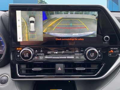 2025 Toyota Highlander Hybrid Platinum