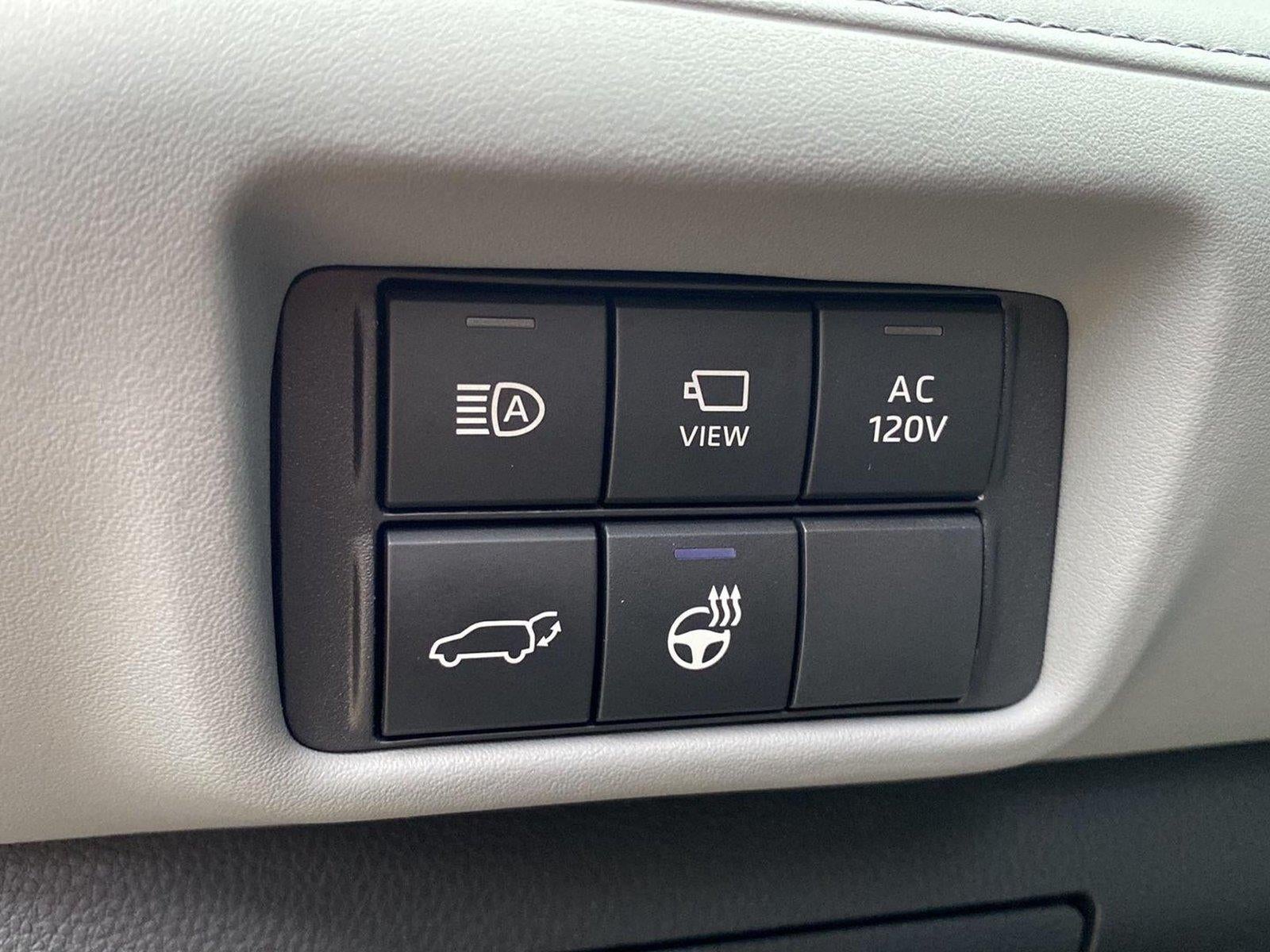 2025 Toyota Highlander Hybrid Platinum