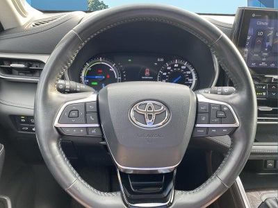 2021 Toyota Highlander Hybrid Platinum