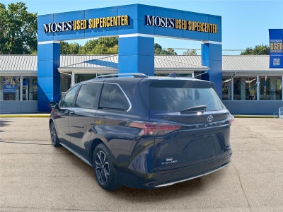 2025 Toyota SIENNA MINIVAN