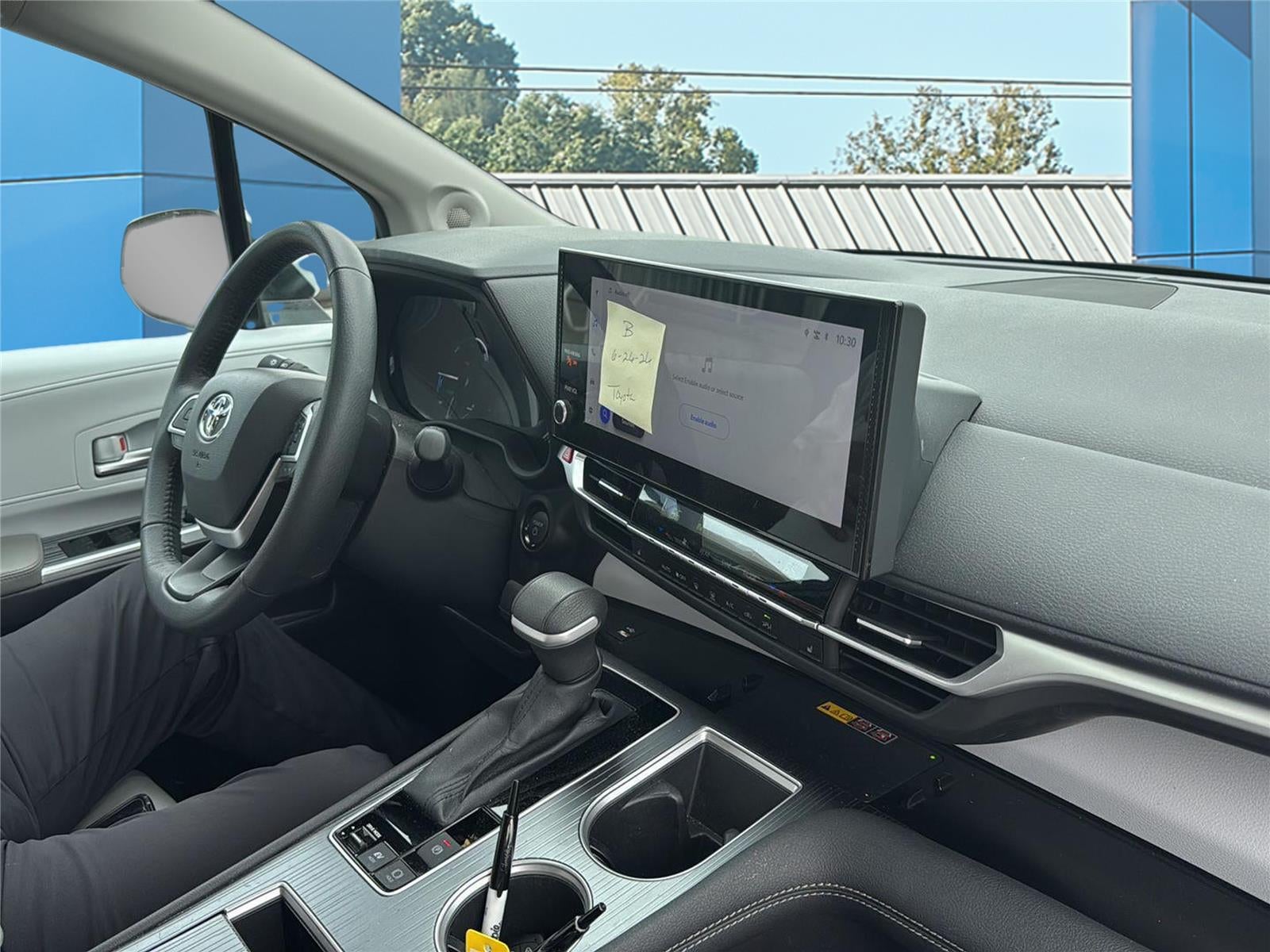 2025 Toyota SIENNA MINIVAN