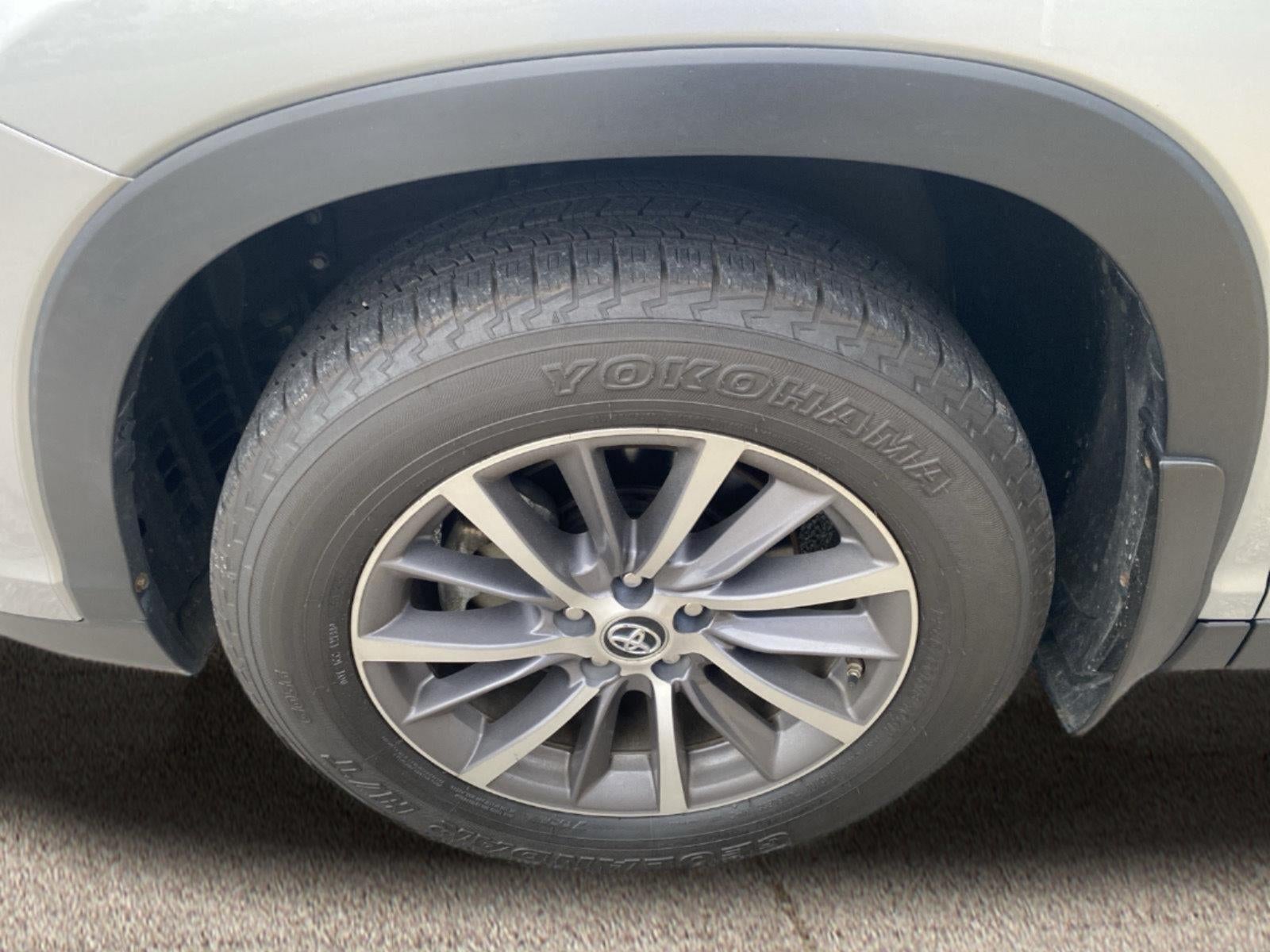 2019 Toyota Highlander Base