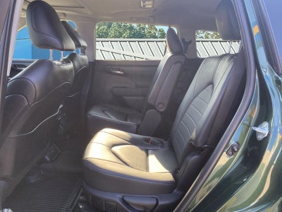 2025 Toyota Highlander Hybrid XLE
