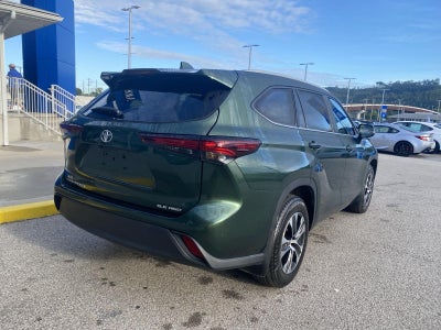 2025 Toyota Highlander XLE
