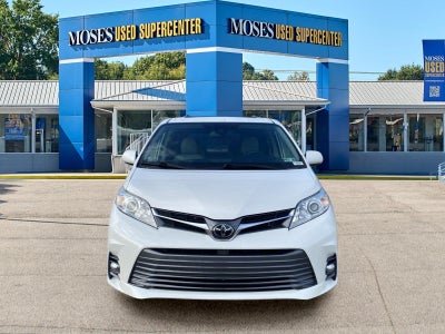 2020 Toyota Sienna XLE 8-Passenger