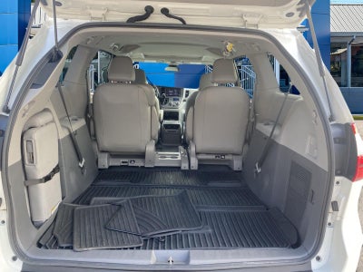 2020 Toyota Sienna XLE 8-Passenger