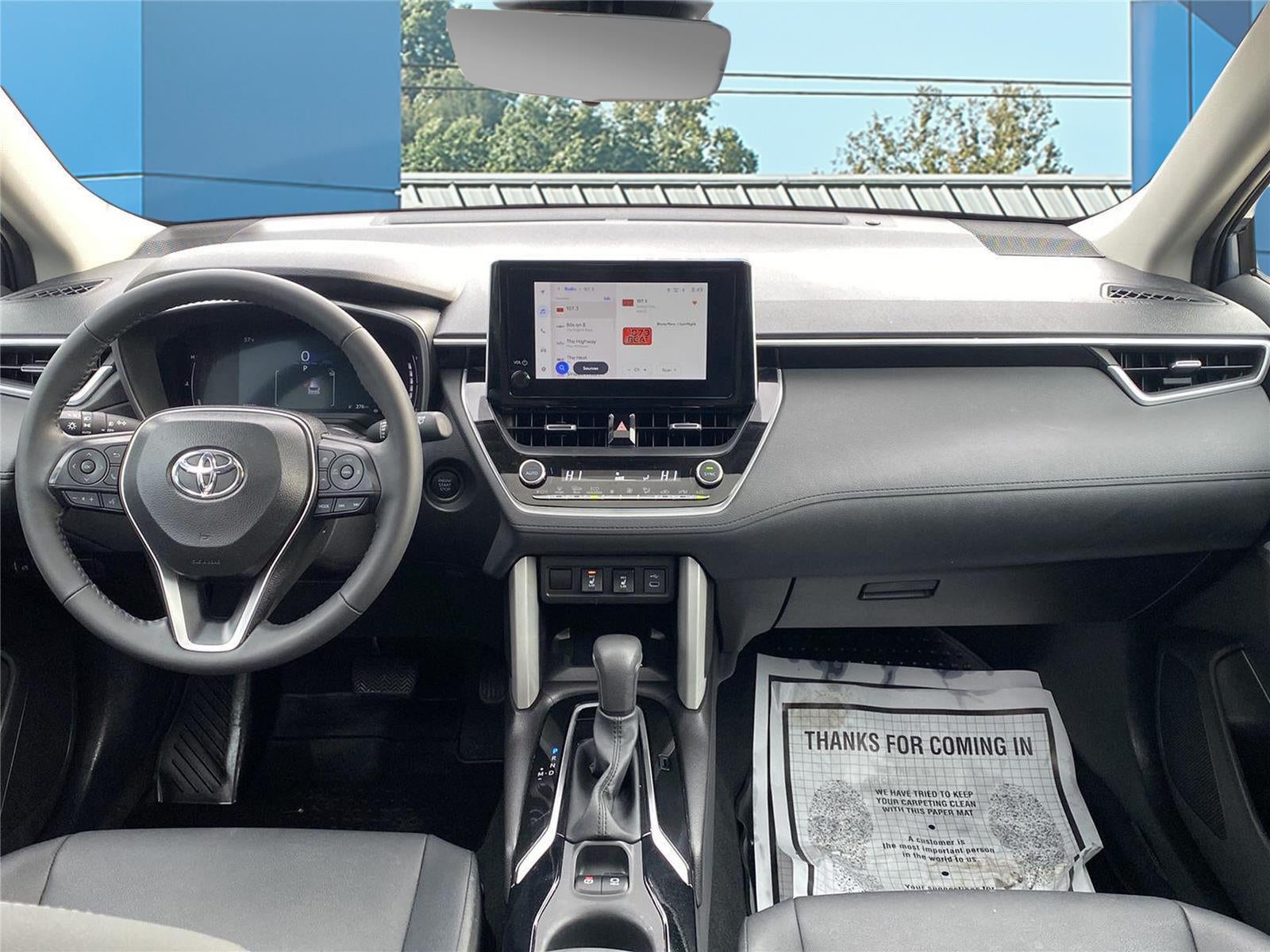 2025 Toyota Corolla Cross XLE