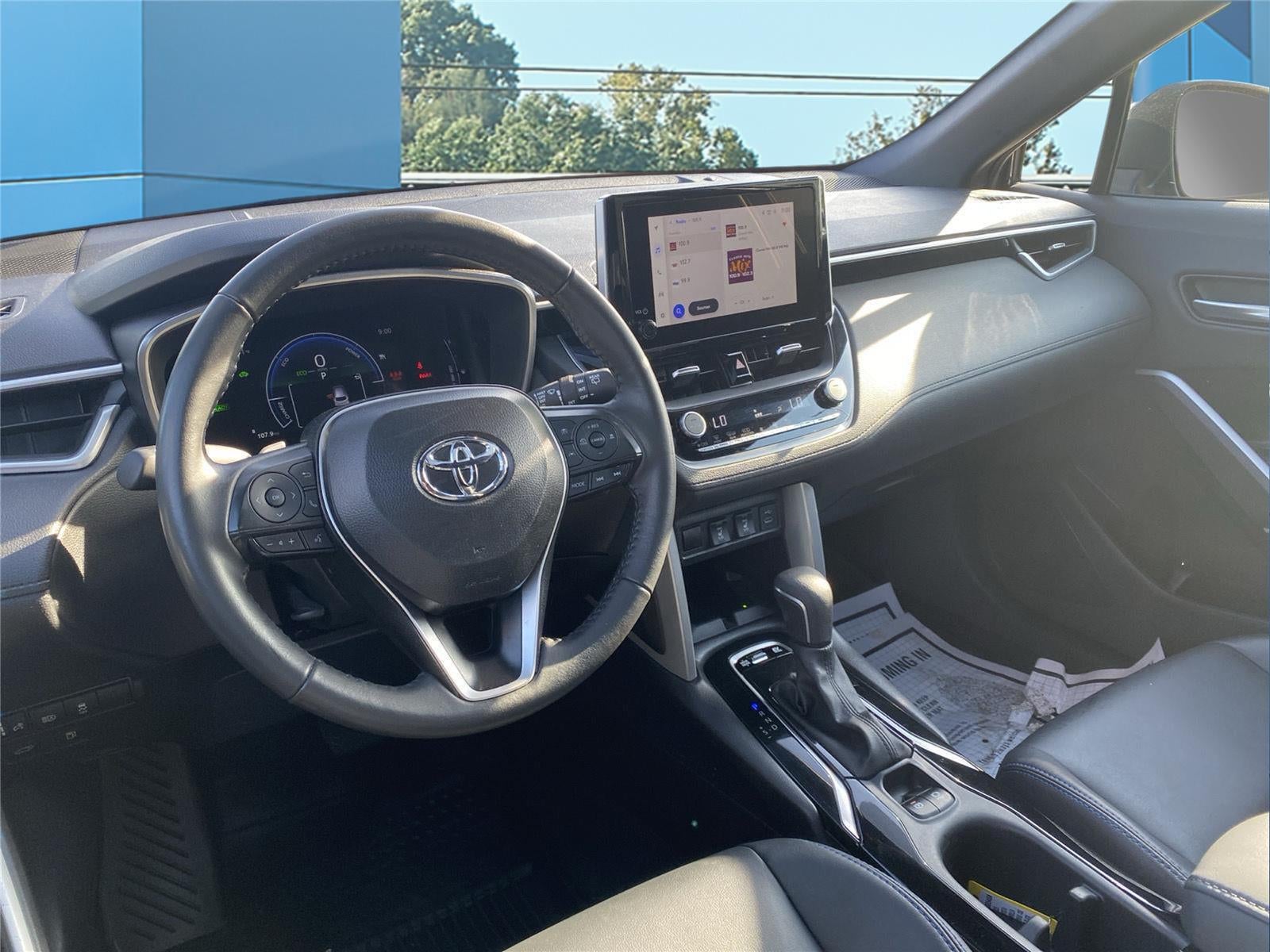 2025 Toyota Corolla Cross Hybrid XSE
