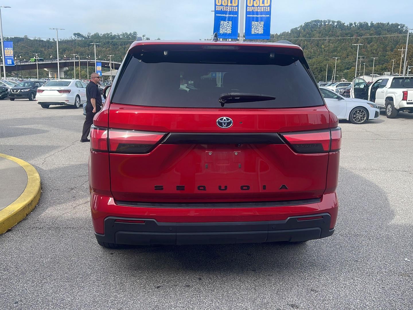 2023 Toyota Sequoia SR5