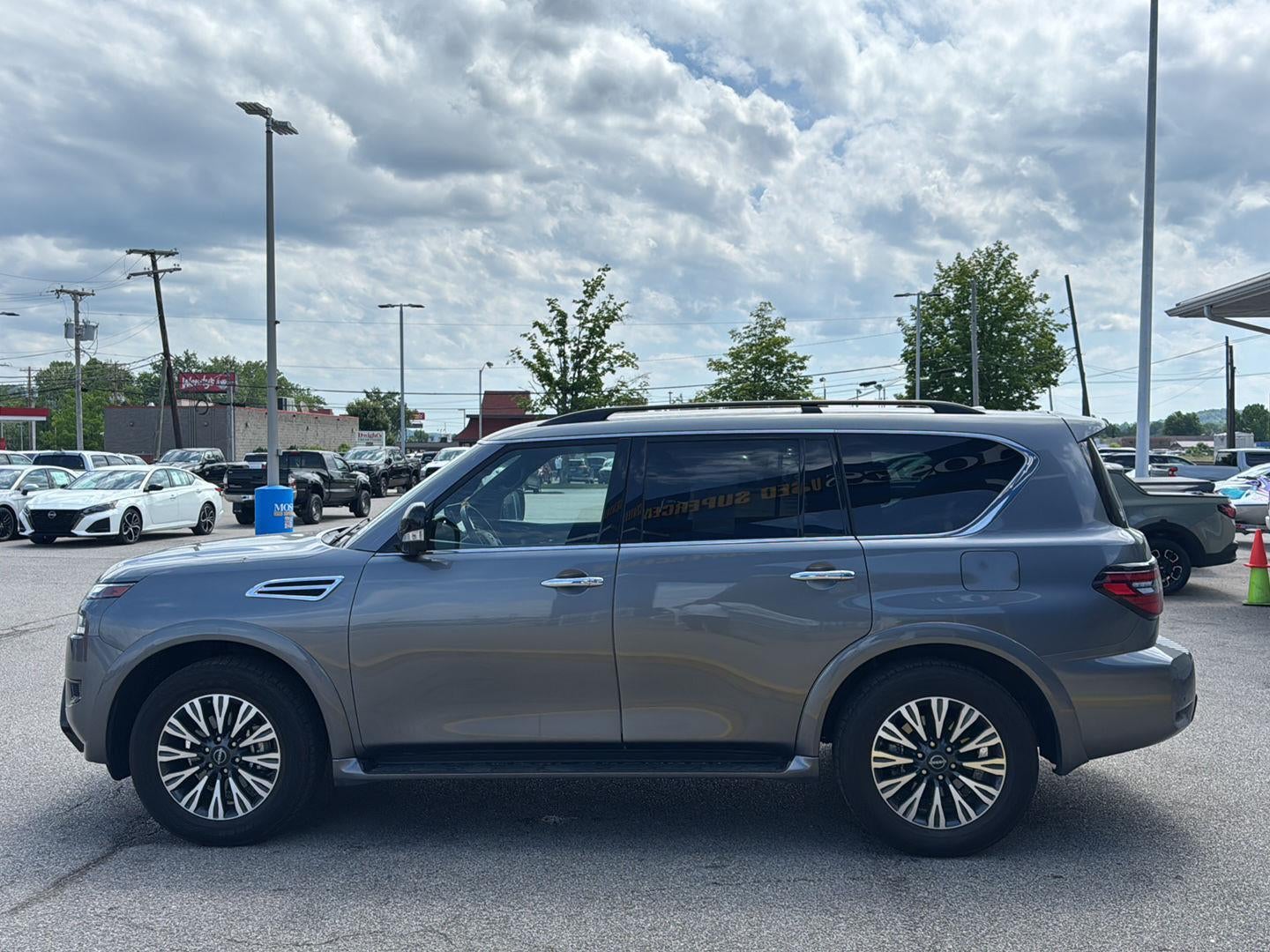 2023 Nissan Armada SL
