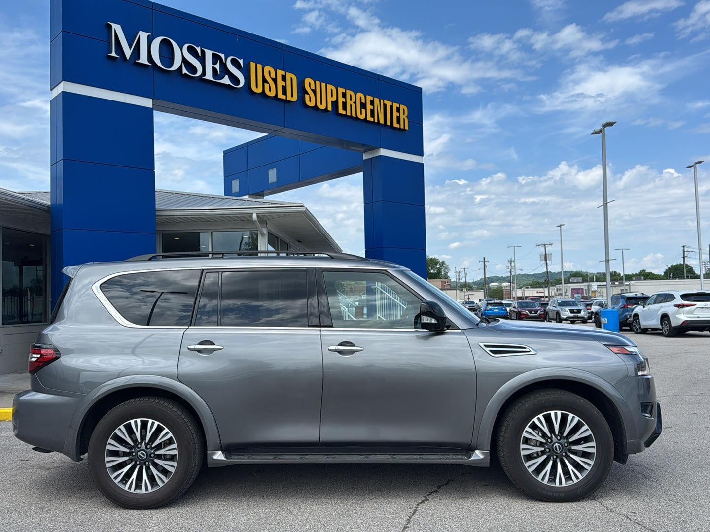 2023 Nissan Armada SL