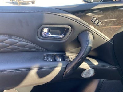 2023 INFINITI QX80 SENSORY