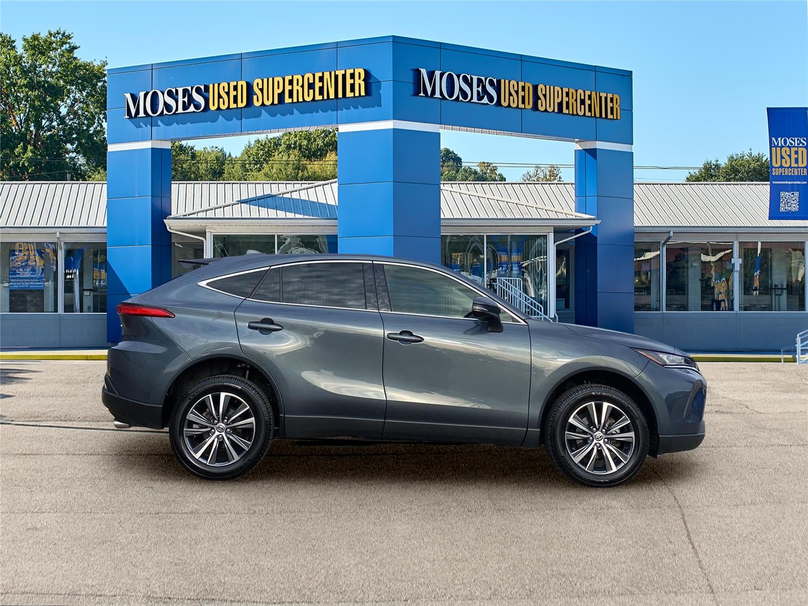 2022 Toyota Venza LE