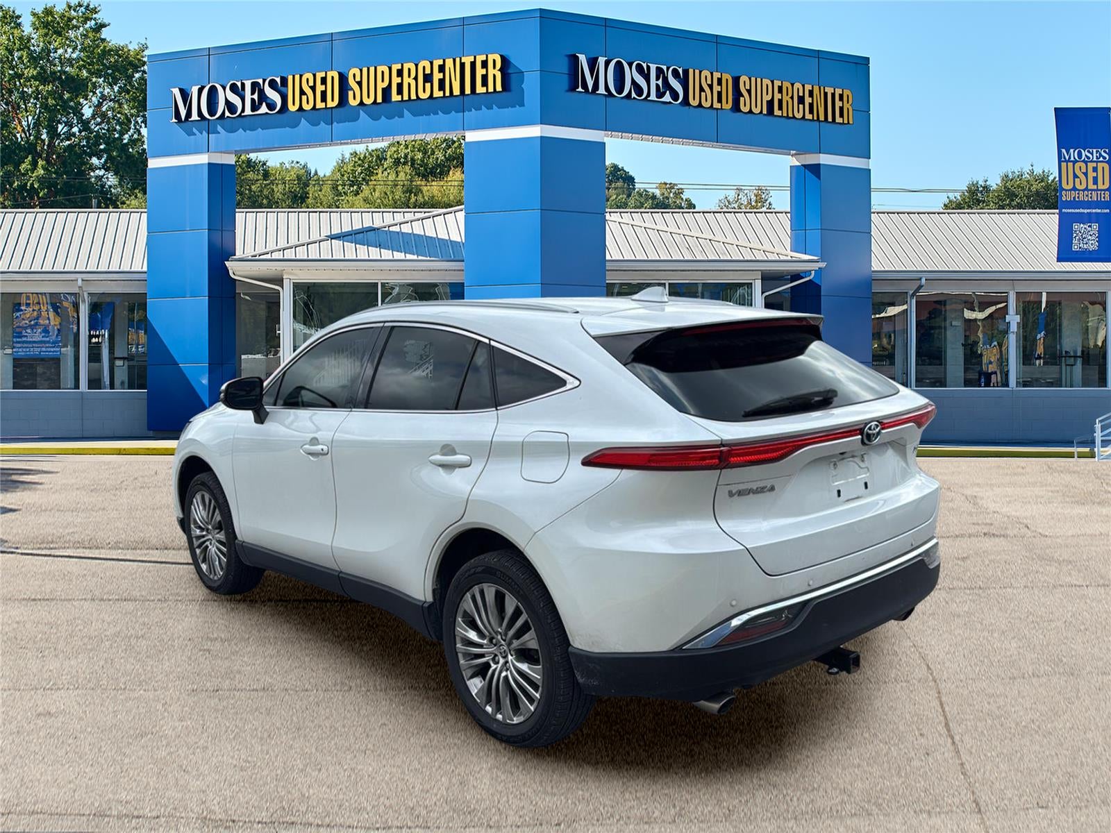 2023 Toyota Venza XLE