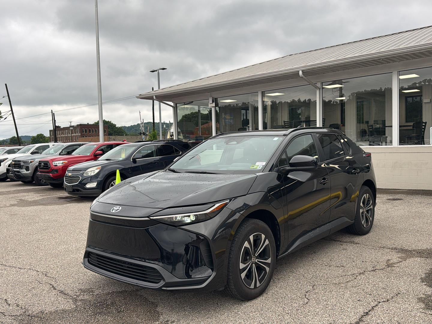 2024 Toyota BZ4X XLE FWD