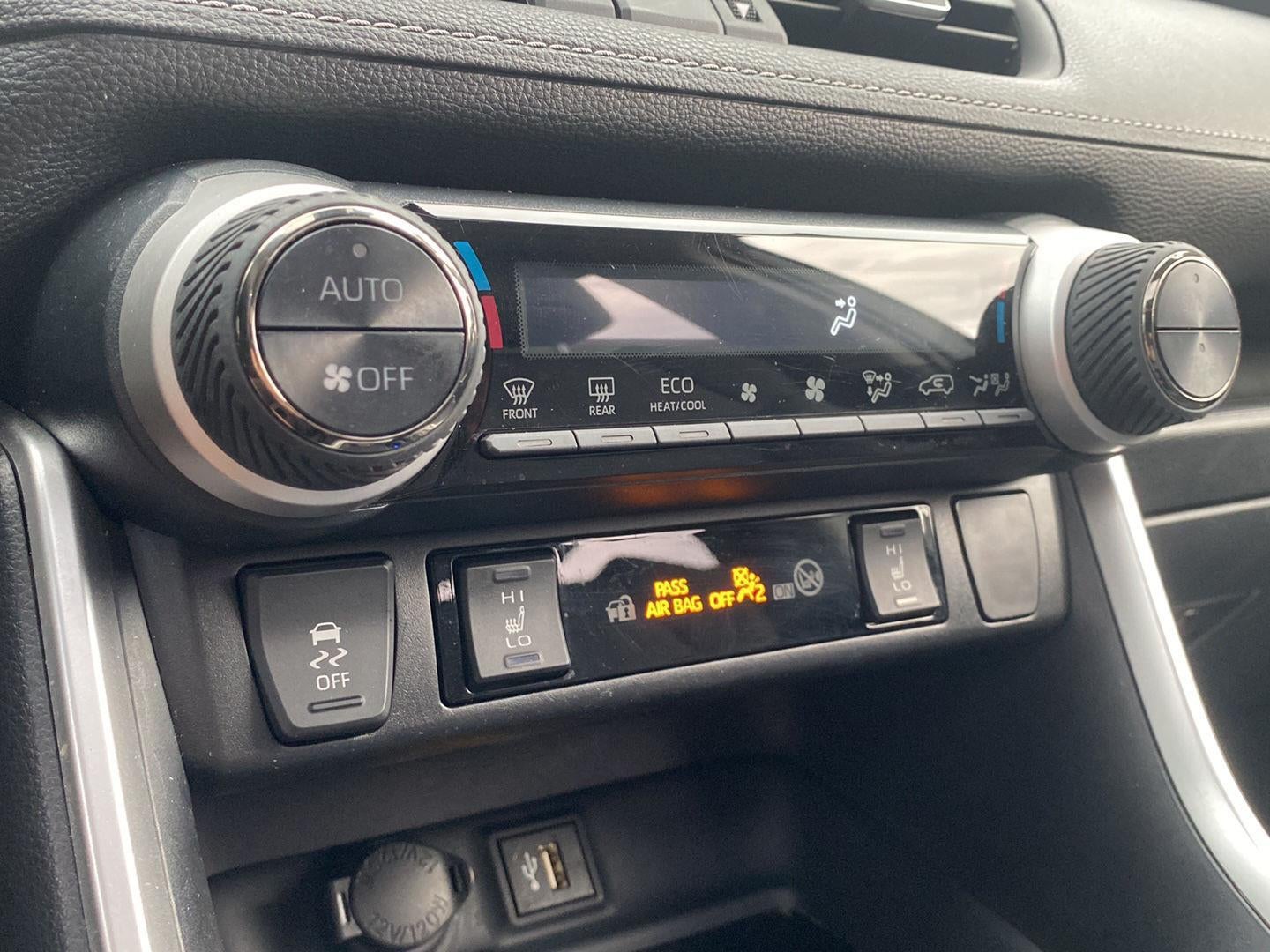 2023 Toyota RAV4 Hybrid XLE Premium