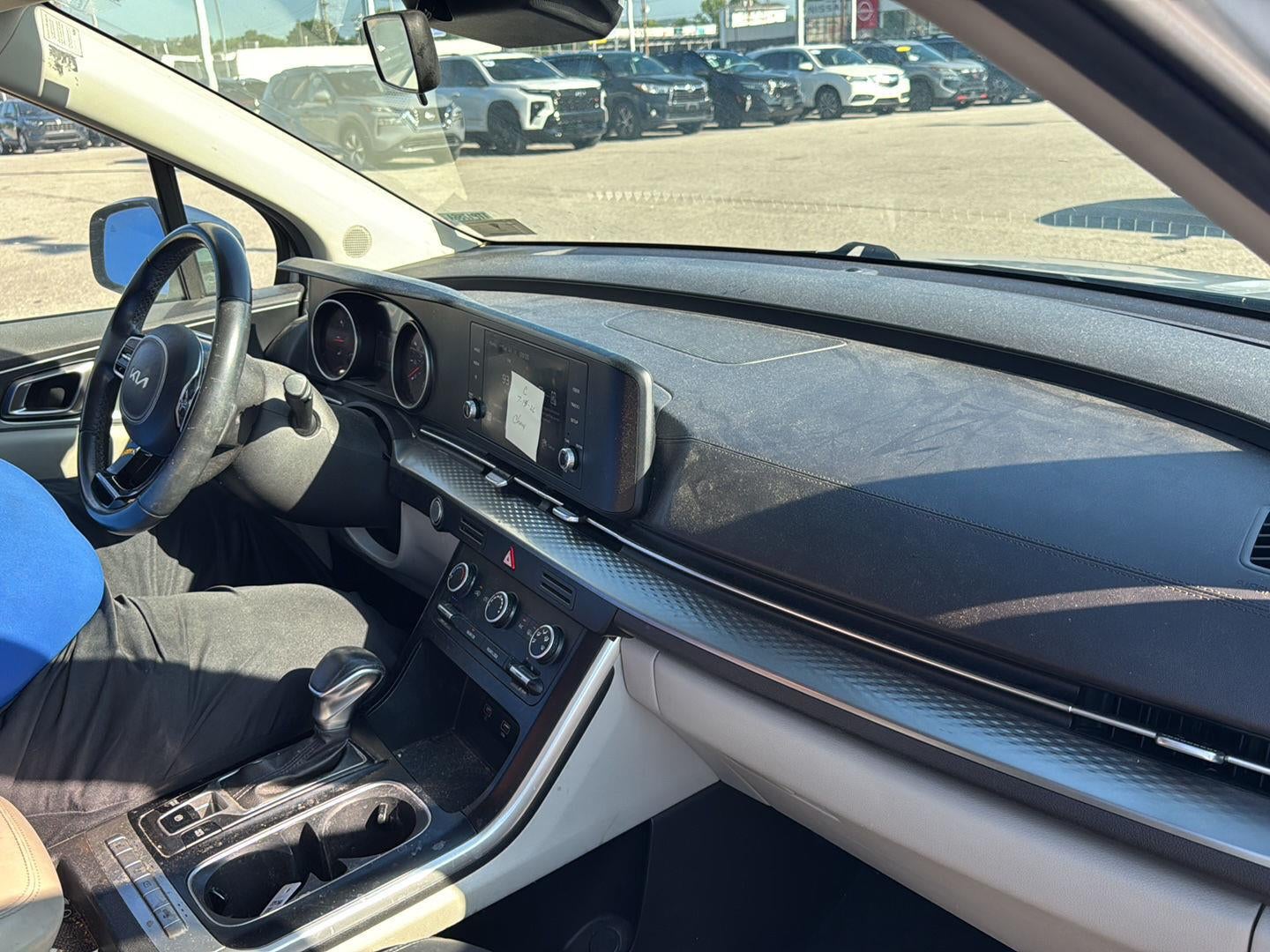 2022 Kia Carnival LXS
